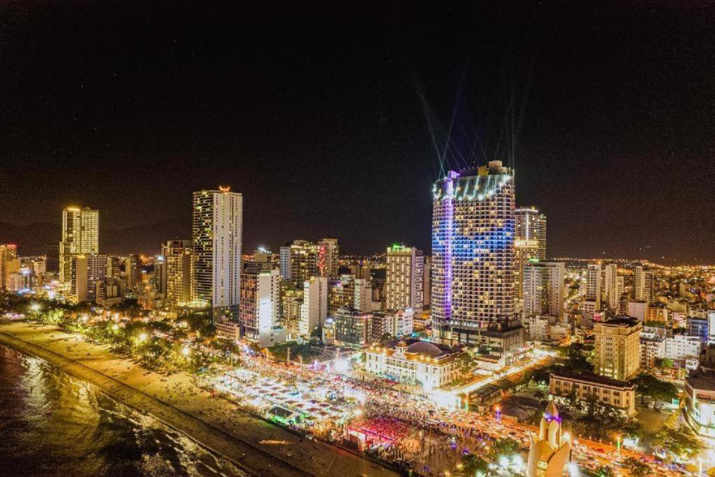 Aparthotel Panorama Sky Blue Nha Trang Exterior foto